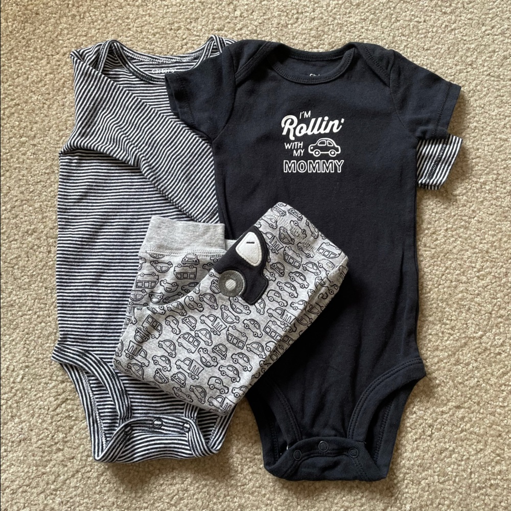 Carter’s 3 Piece Set 9 Months